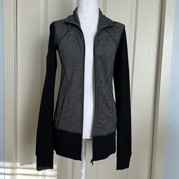 LULULEMON Asana Herringbone Full Zip Jacket Black & Gray Size 4 - Picture 9 of 14